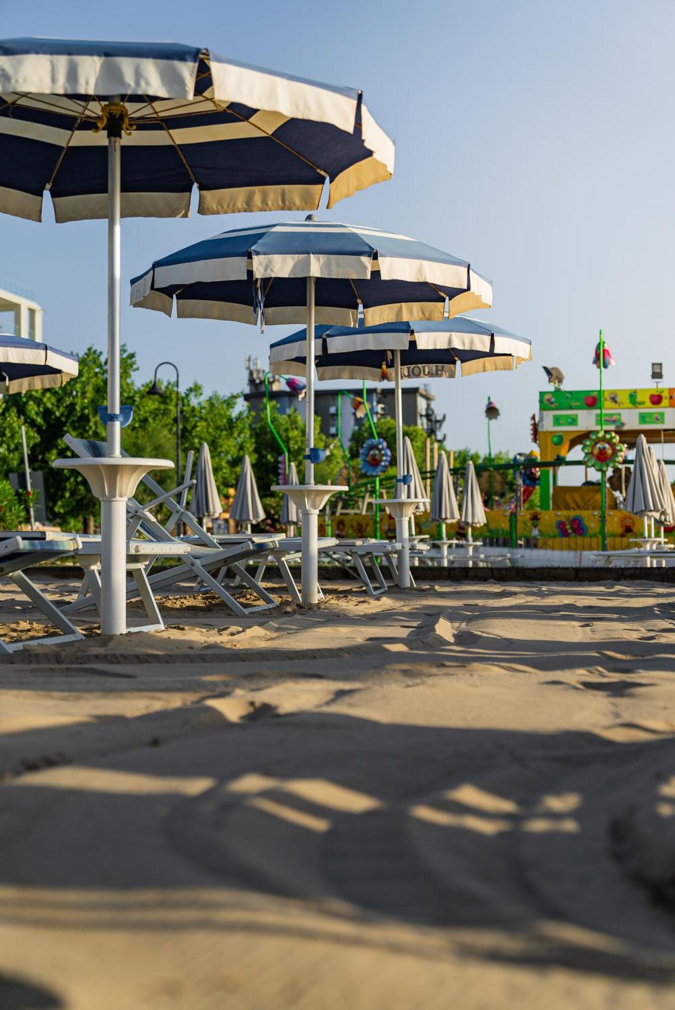 אלבה אדריאטיקה Hotel Joli מראה חיצוני תמונה